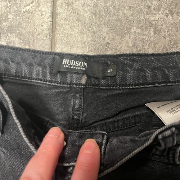 Hudson Remi Straight Cropped Jeans with raw distressed hems SZ 29 - Picture 5 of 8